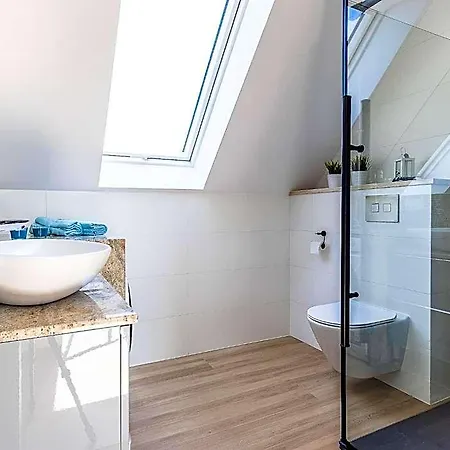 Sea View House Apartment